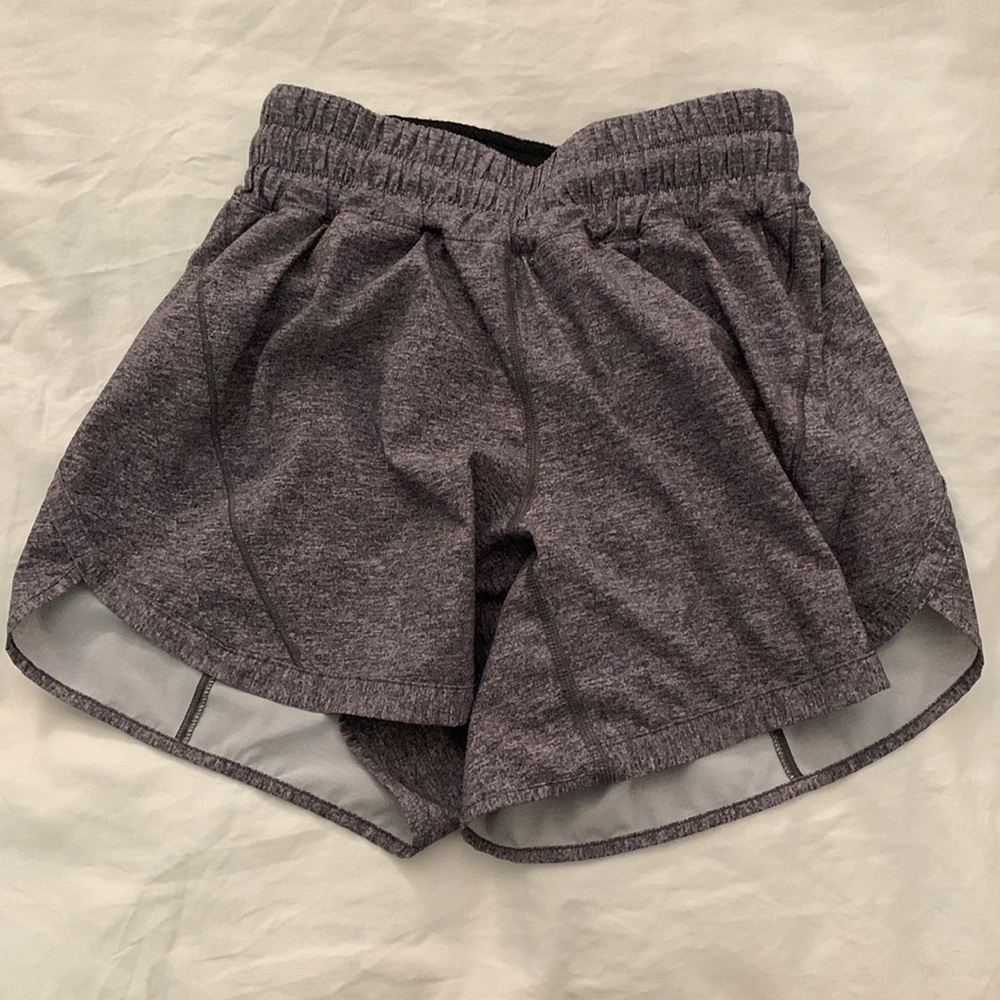 Lululemon Track That Mid rise Short 5” Lined